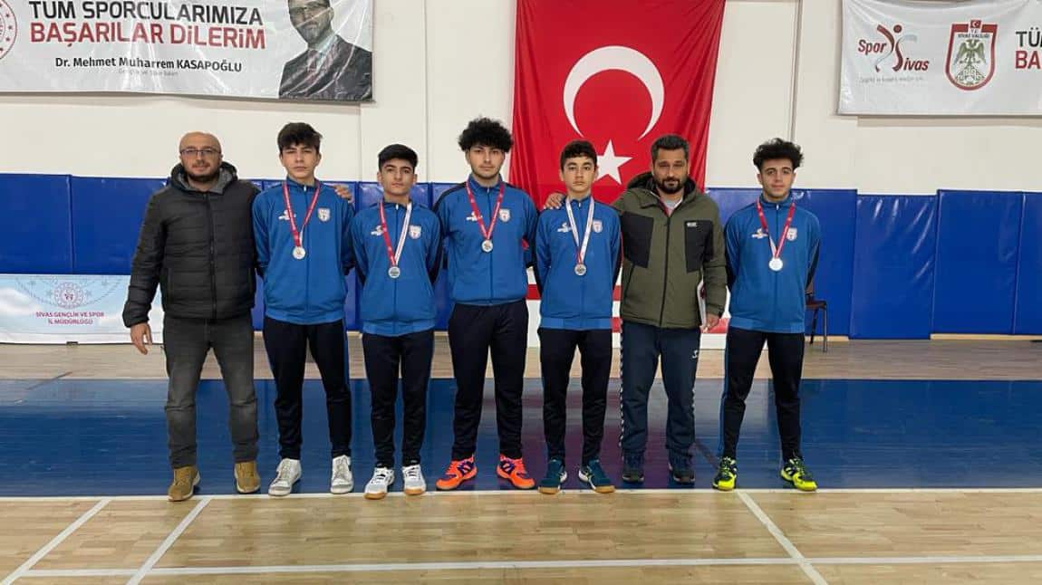 Badminton Takımımız Türkiye Şampiyonasına Katılmaya Hak Kazanmıştır